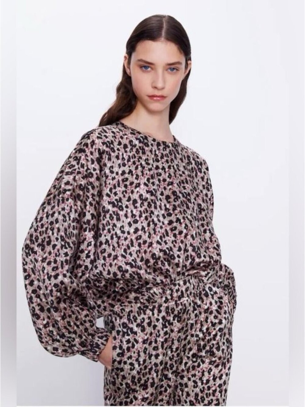 Zara STUDIO Sateen Leopard Print Satin Top Oversized relaxed puff sleeve pink S